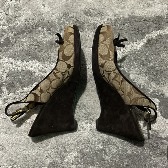 Coach wedges - Picture 2 of 3